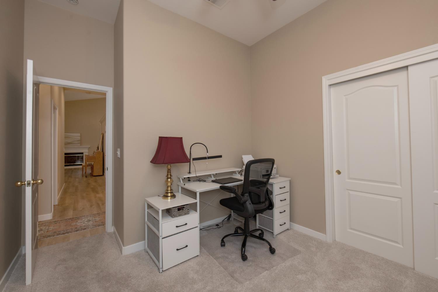 2310 E Desert Island Dr, Fresno, CA 93730