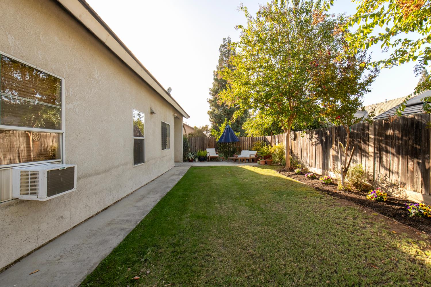 2310 E Desert Island Dr, Fresno, CA 93730