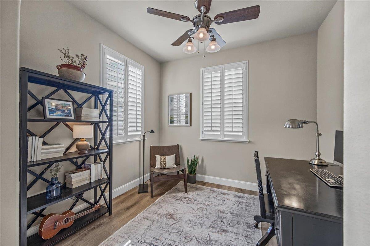 1786 N Merlan Ln, Clovis, CA 93619