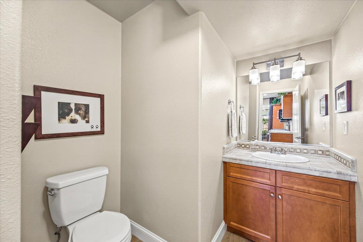 1786 N Merlan Ln, Clovis, CA 93619