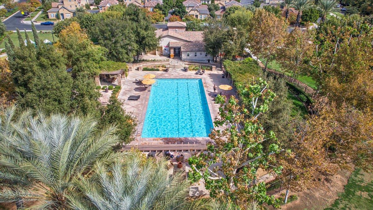 1786 N Merlan Ln, Clovis, CA 93619
