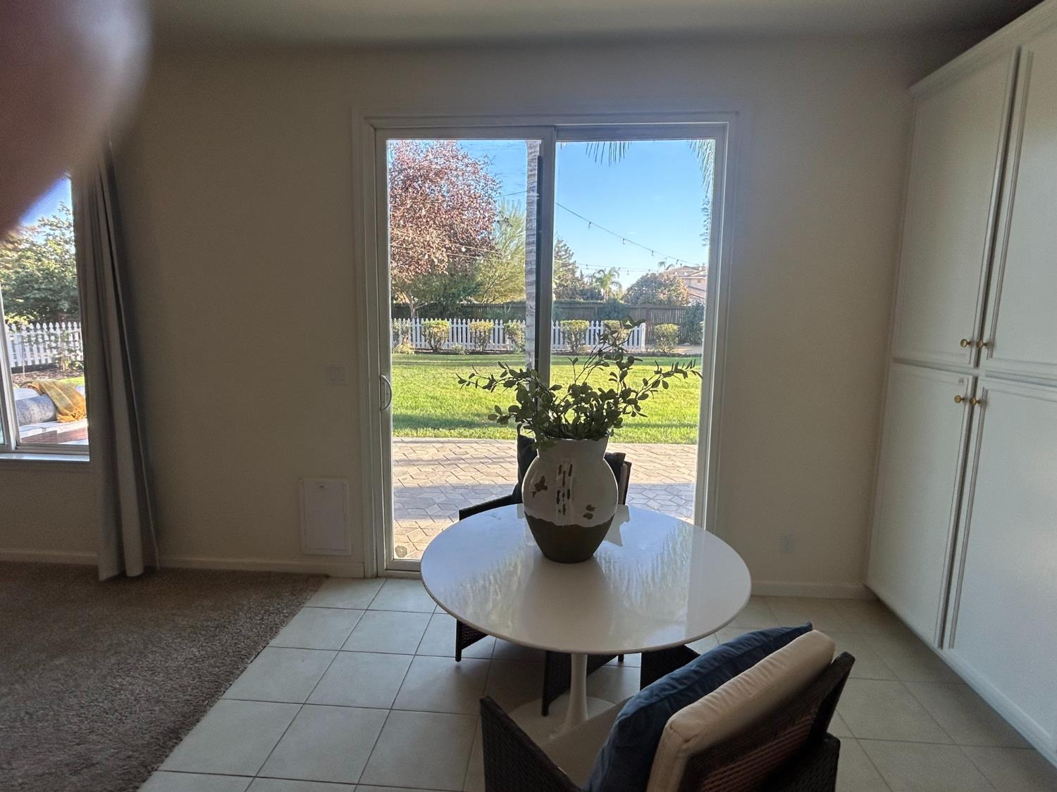 9695 Heatherhearst Dr, Chowchilla, CA 93610