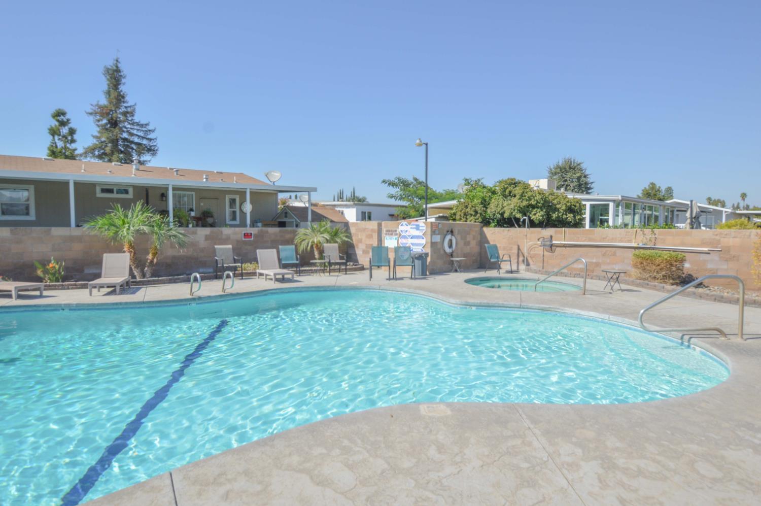 1500 1500 Villa Spc 158 Ave #158, Clovis, CA 93612