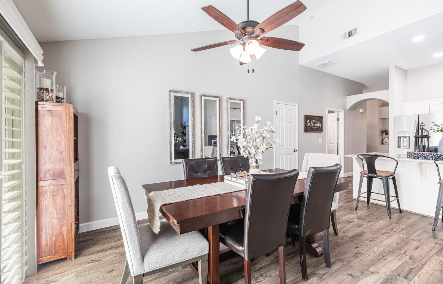 611 N Adler Ave, Clovis, CA 93611