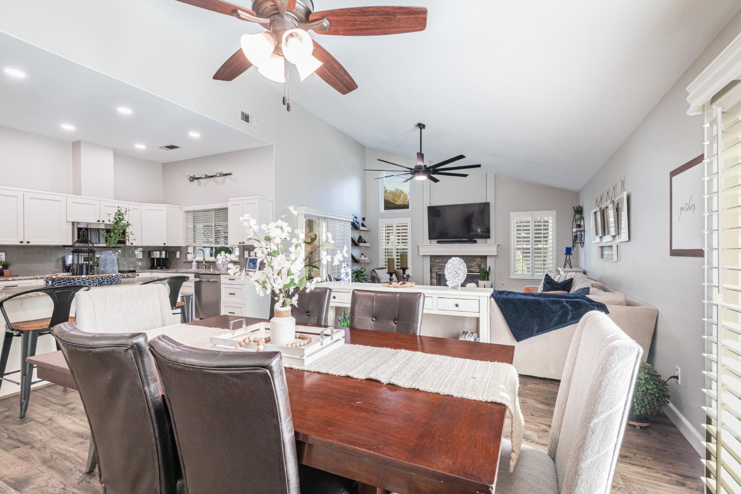 611 N Adler Ave, Clovis, CA 93611
