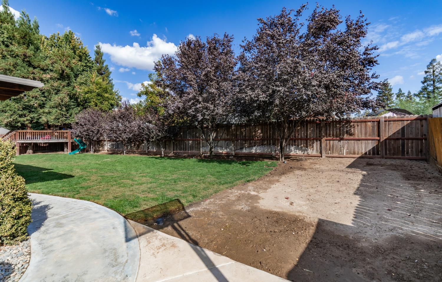 611 N Adler Ave, Clovis, CA 93611