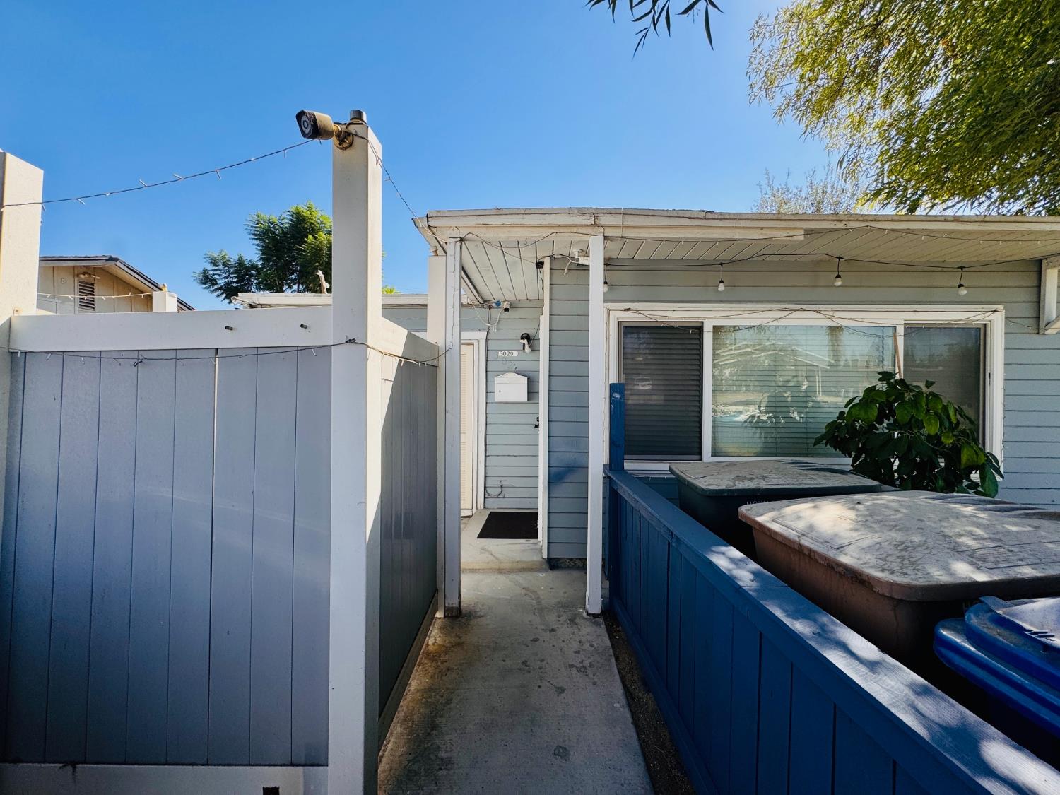 3029 Crestline Rd, Bakersfield, CA 93306