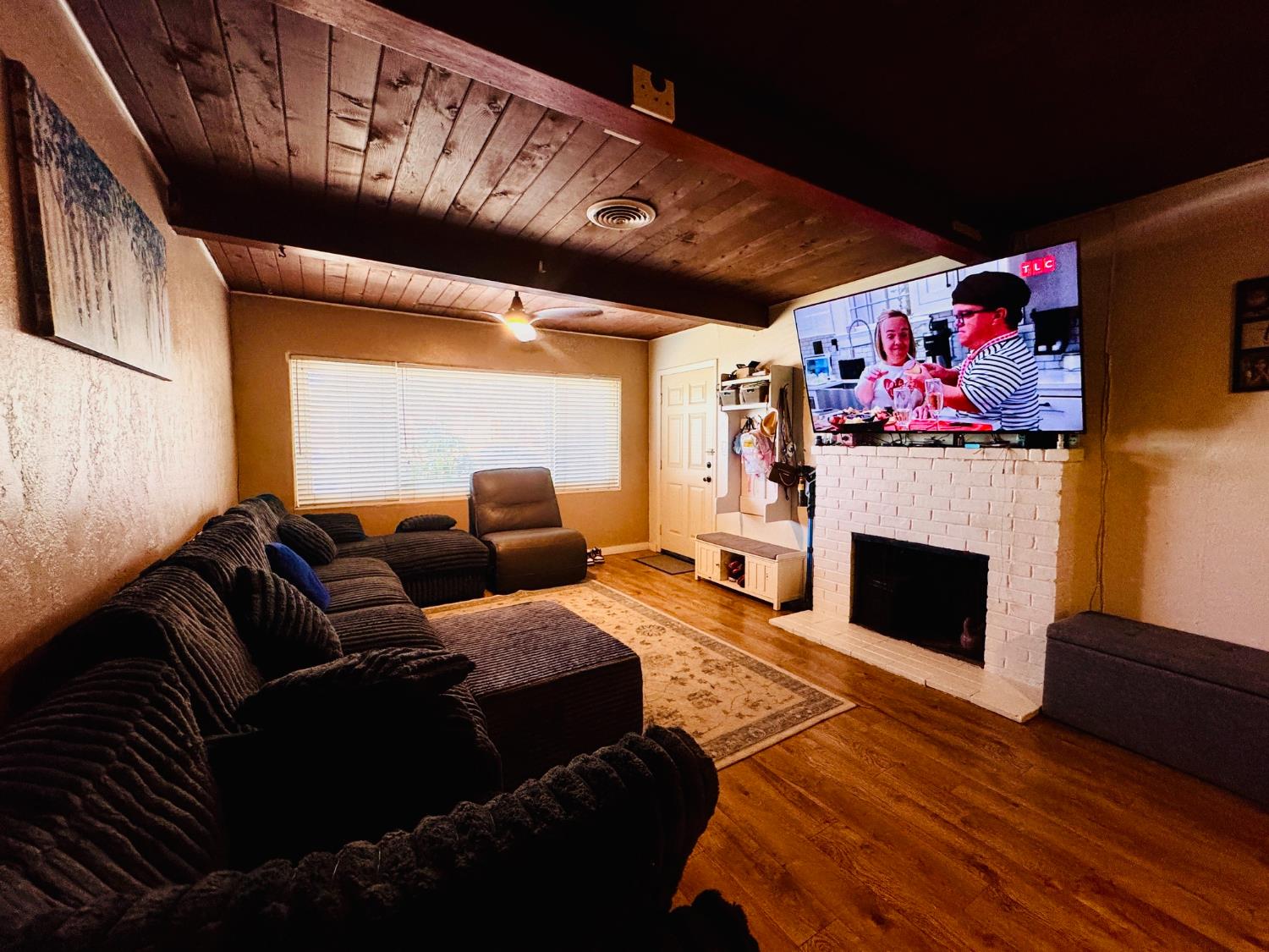 3029 Crestline Rd, Bakersfield, CA 93306