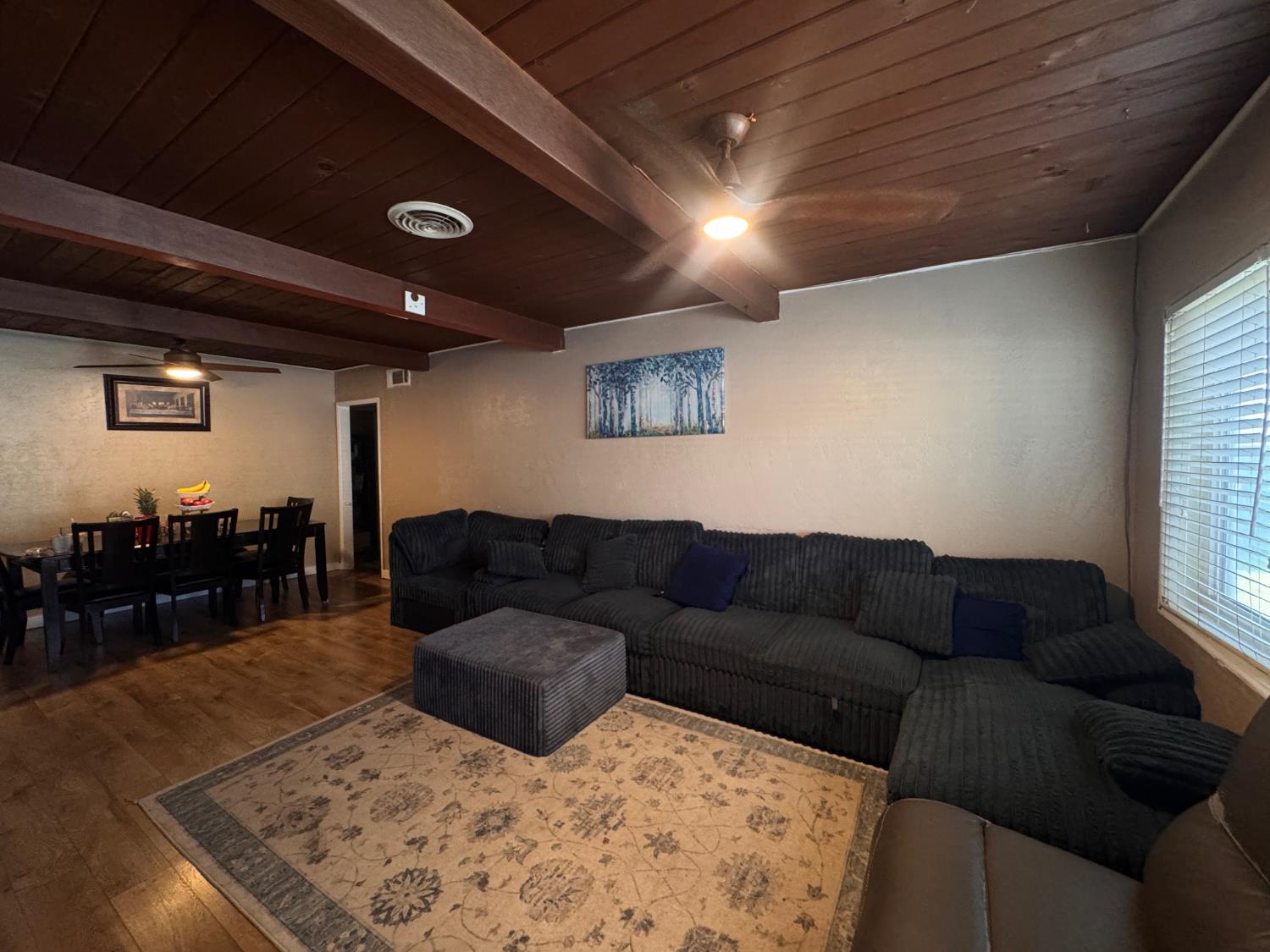 3029 Crestline Rd, Bakersfield, CA 93306