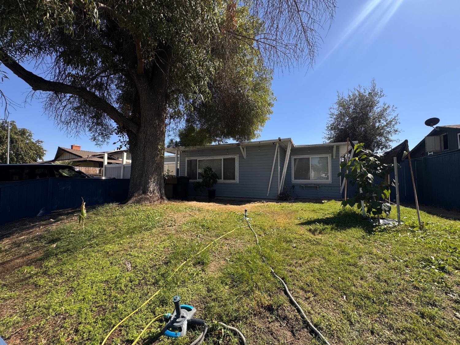 3029 Crestline Rd, Bakersfield, CA 93306