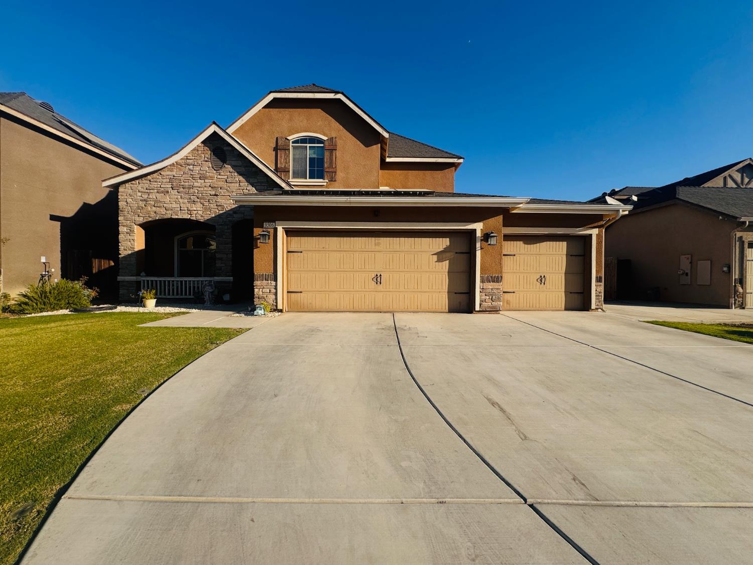9506 Liberty Island Dr, Bakersfield, CA 93311