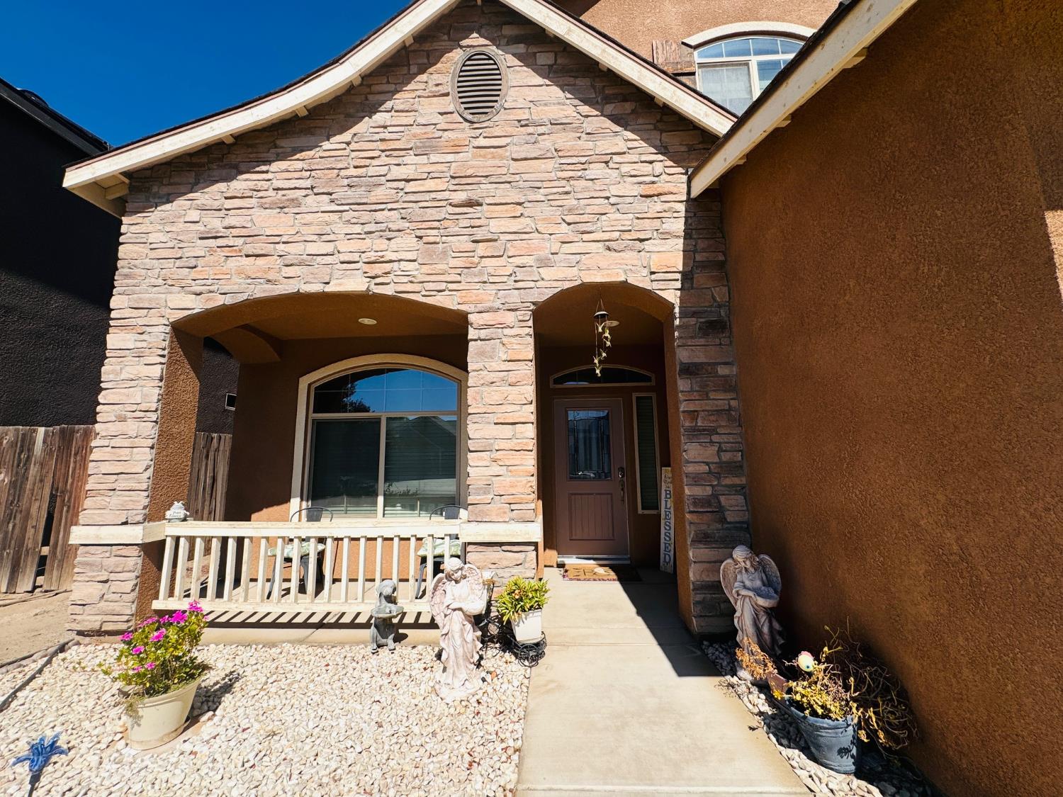 9506 Liberty Island Dr, Bakersfield, CA 93311