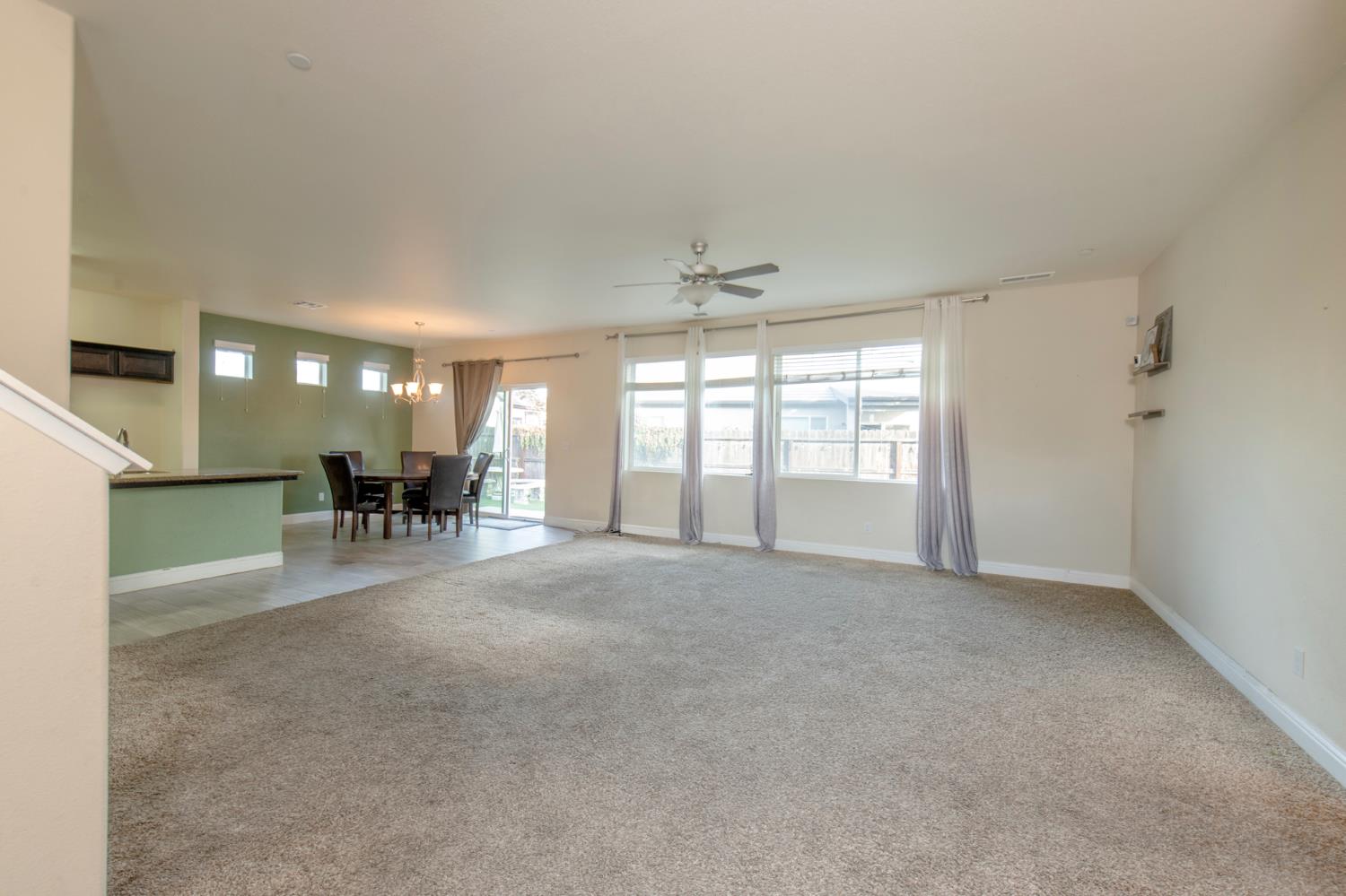 2980 4Th St, Sanger, CA 93657