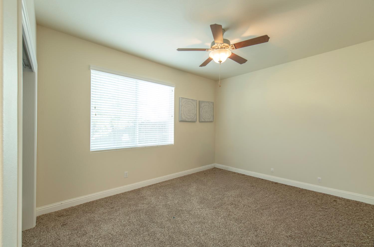 2980 4Th St, Sanger, CA 93657