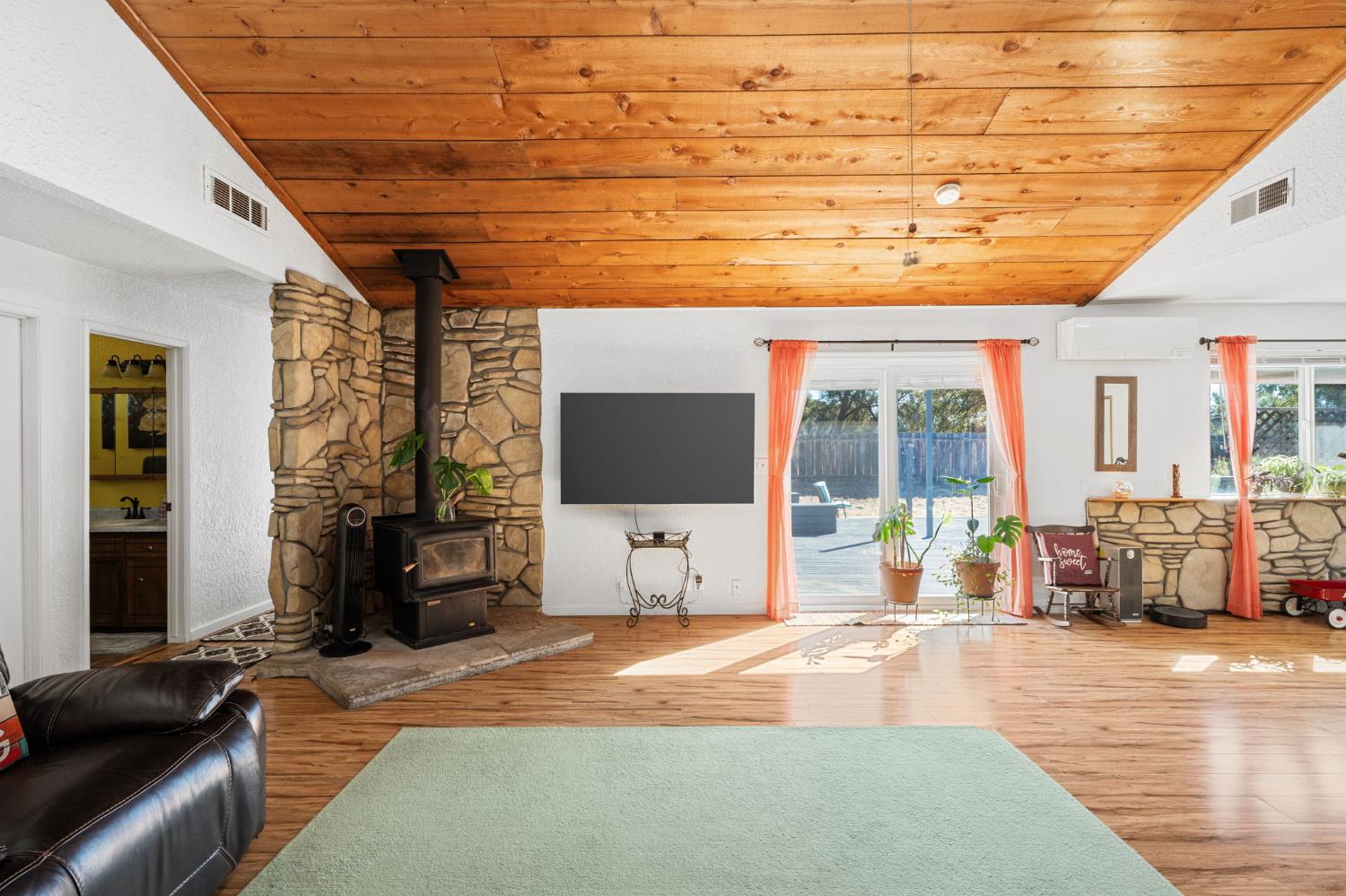 5150 Cole Rd, Mariposa, CA 95338