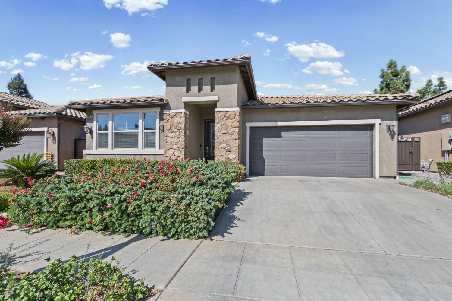 1728 E Green Sage Ave, Fresno, CA 93730