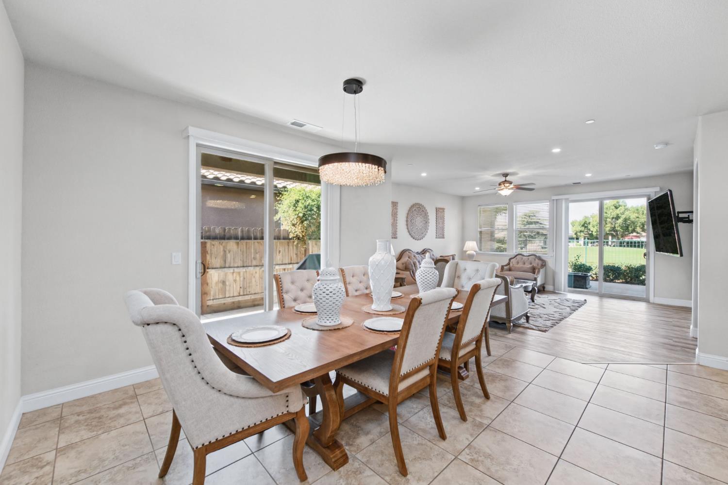 1728 E Green Sage Ave, Fresno, CA 93730
