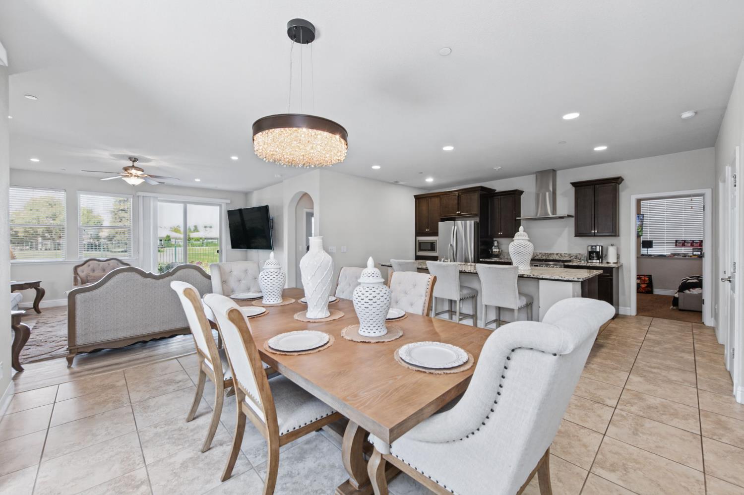 1728 E Green Sage Ave, Fresno, CA 93730