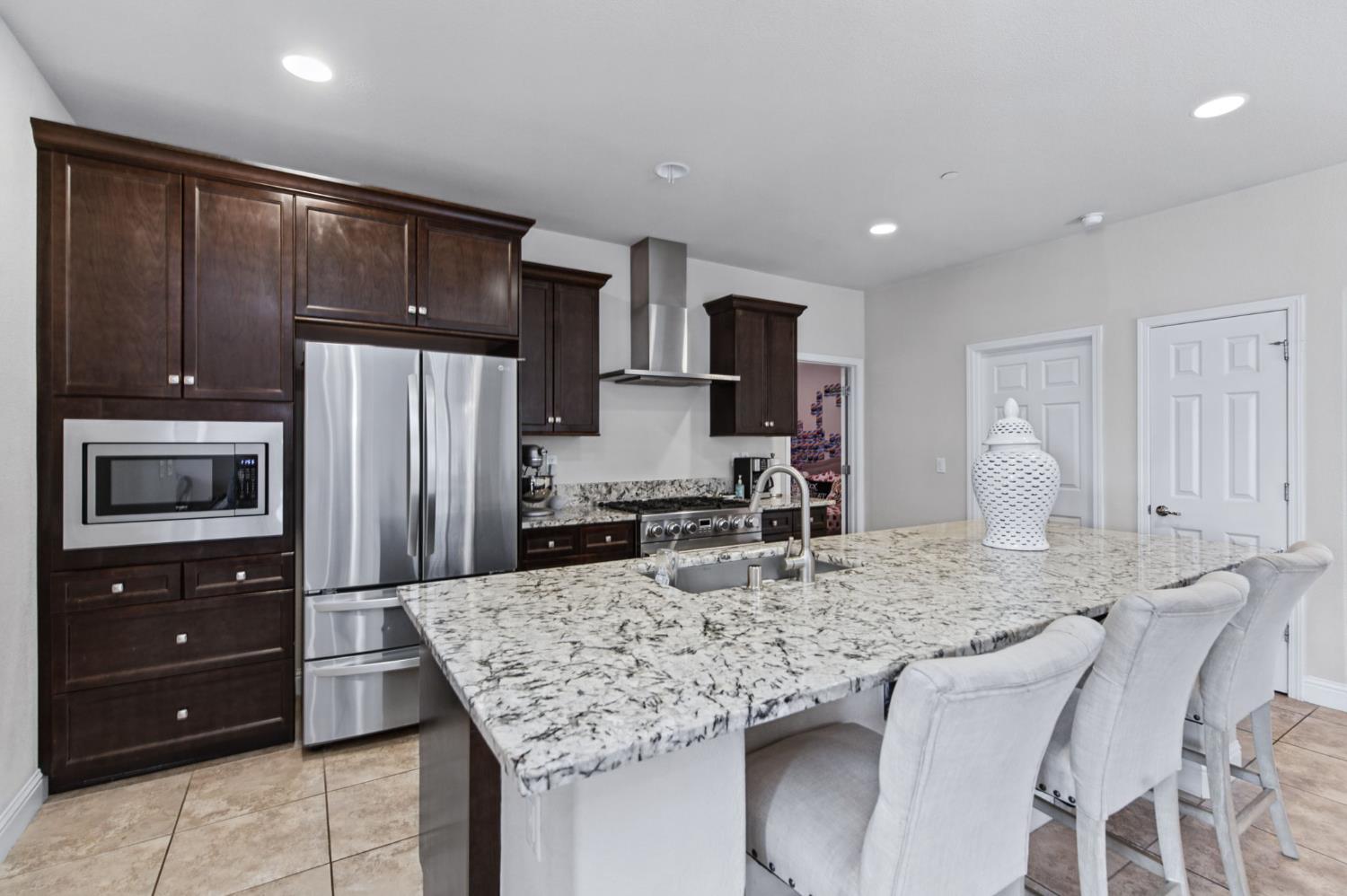 1728 E Green Sage Ave, Fresno, CA 93730