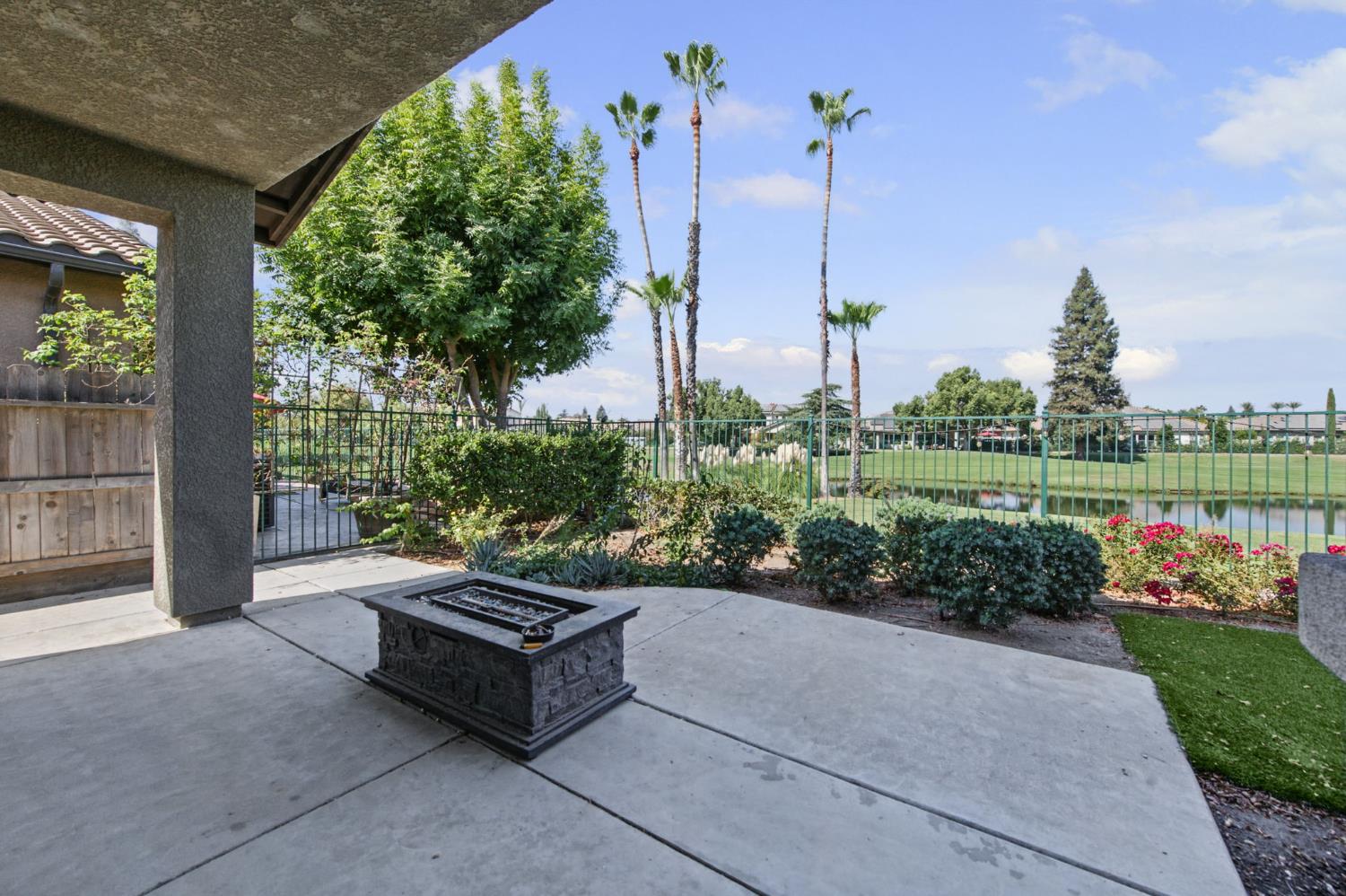 1728 E Green Sage Ave, Fresno, CA 93730