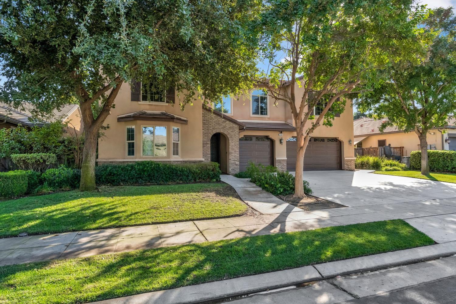 3154 Mitchell Ave, Clovis, CA 93619