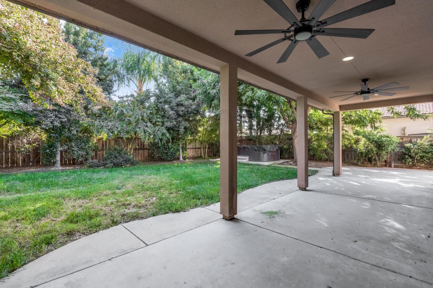 3154 Mitchell Ave, Clovis, CA 93619