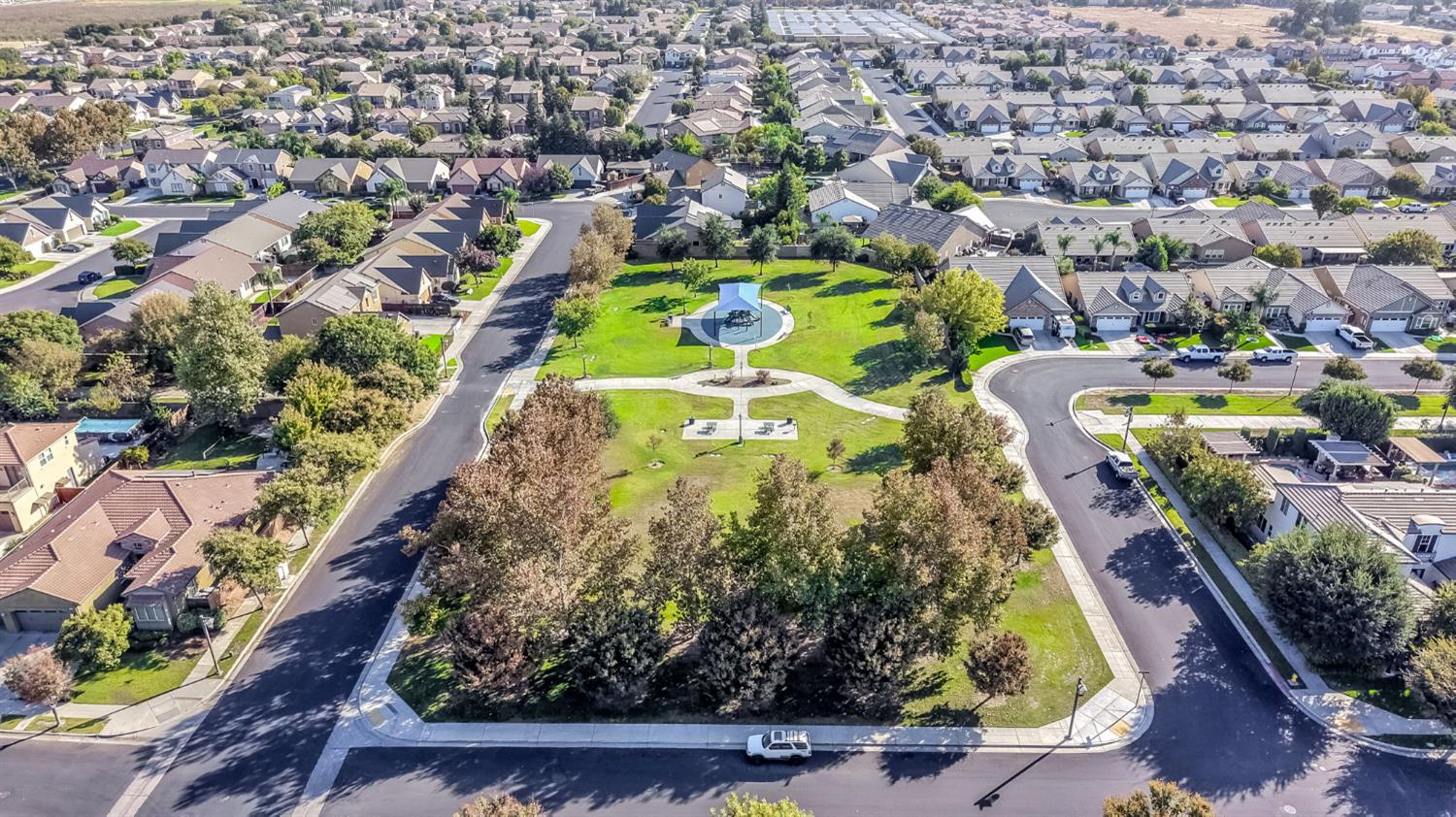 3154 Mitchell Ave, Clovis, CA 93619
