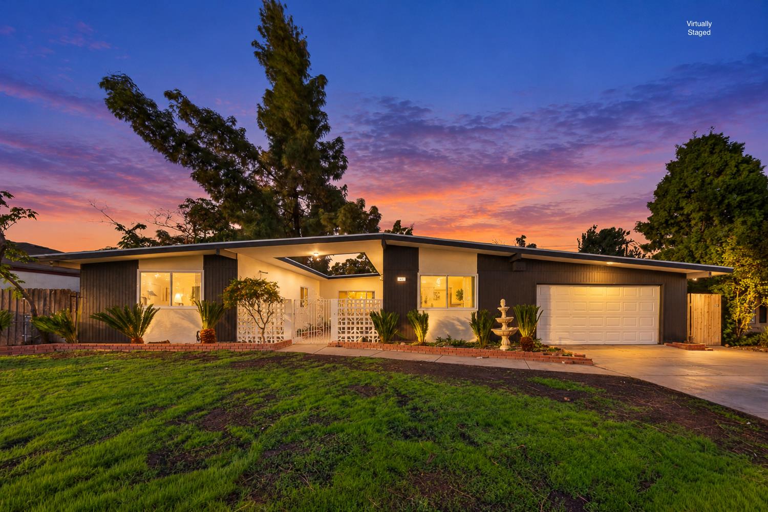1472 E Barstow Ave, Fresno, CA 93710