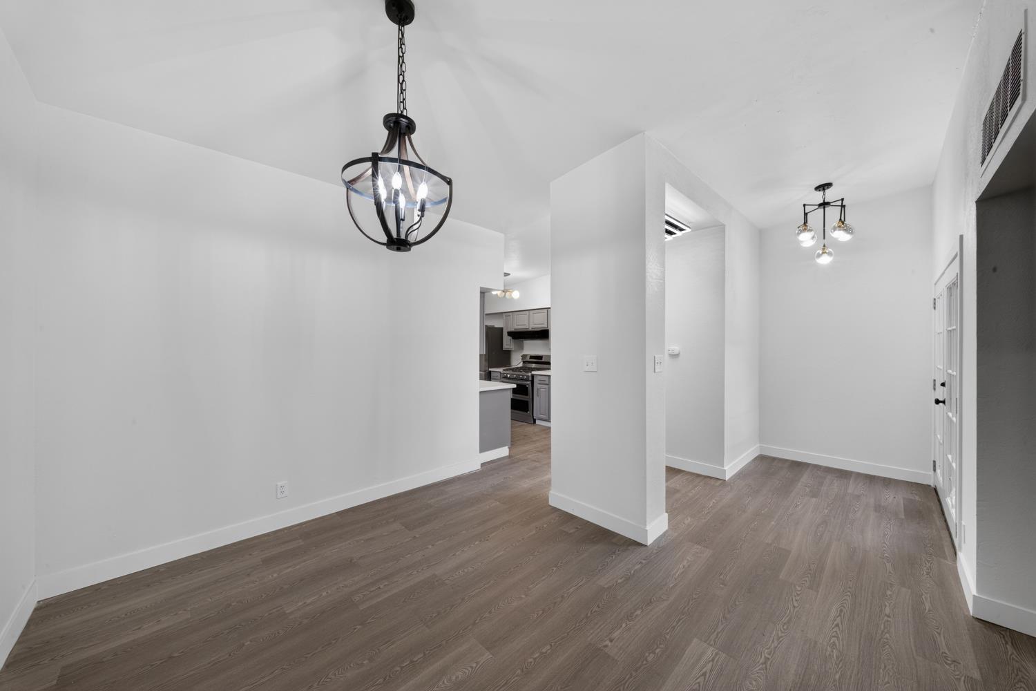 1472 E Barstow Ave, Fresno, CA 93710