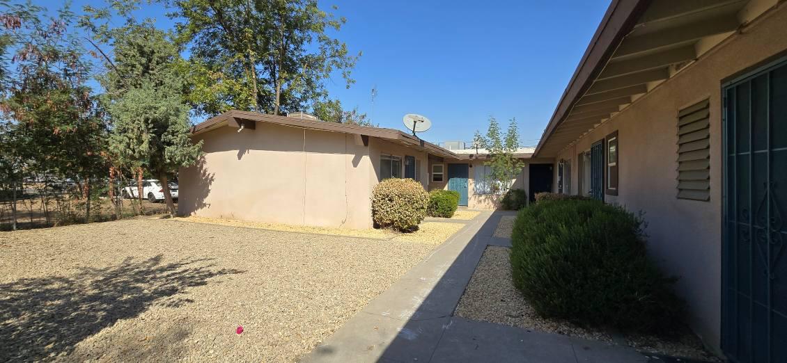 217 229 E Tuolumne St, Fresno, CA 93706