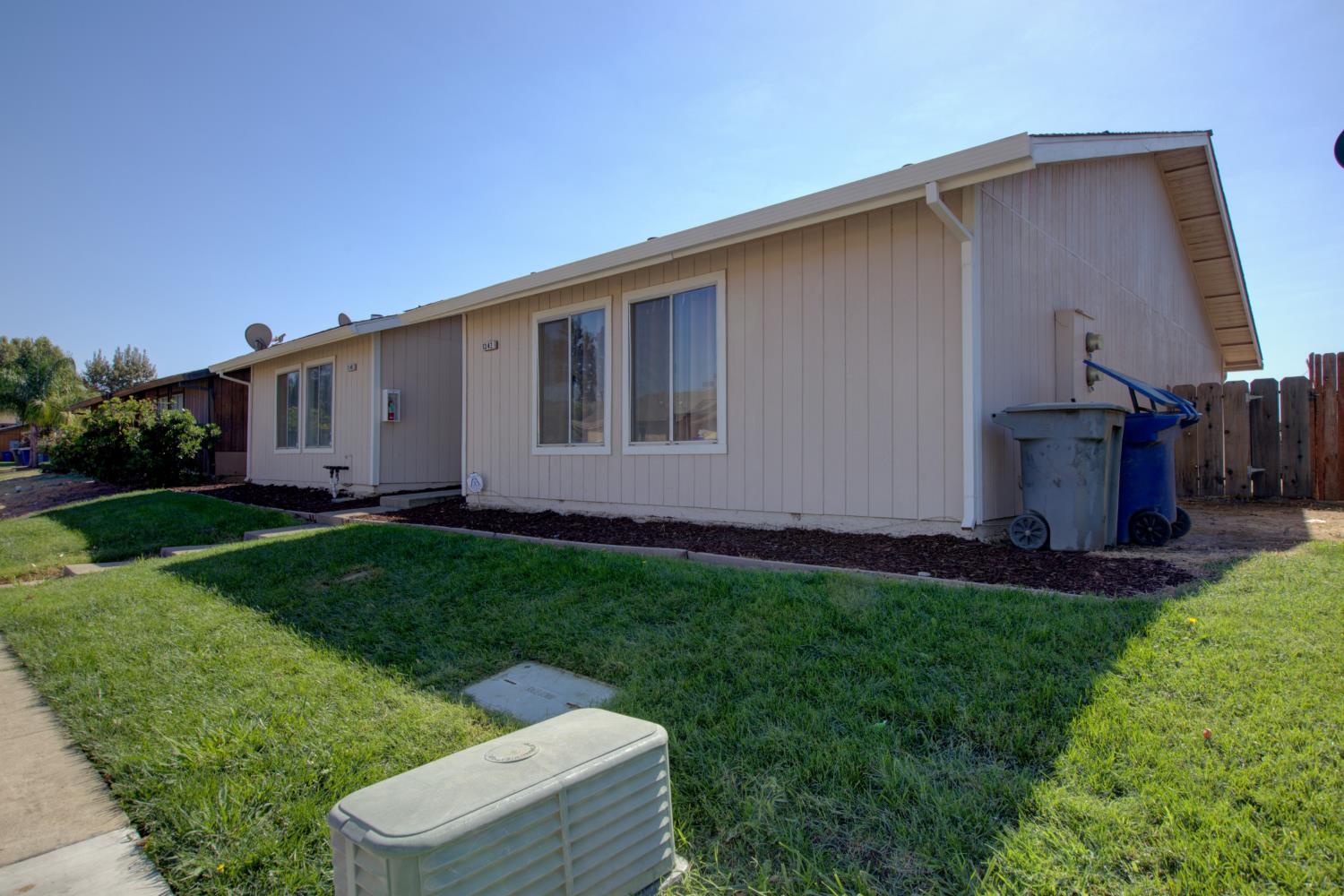 1342 Frankfort Ct, Merced, CA 95348