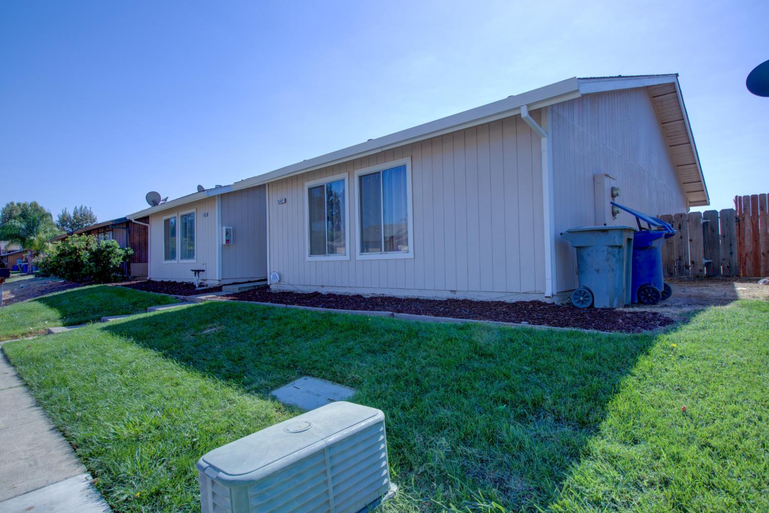 1342 Frankfort Ct, Merced, CA 95348
