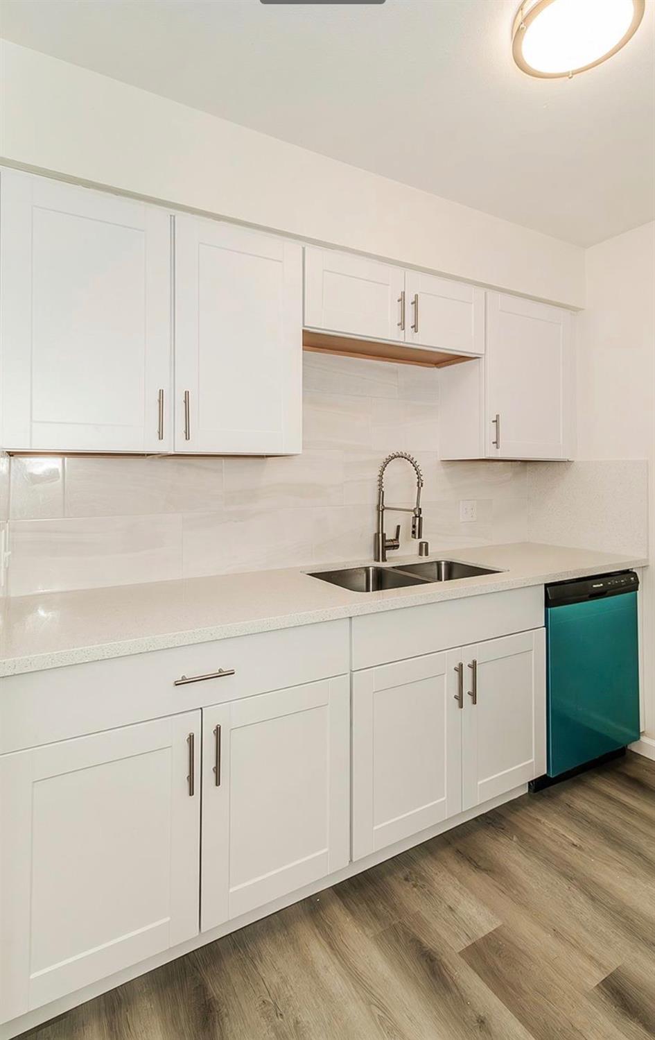 82 W Sierra Ave #102, Fresno, CA 93704