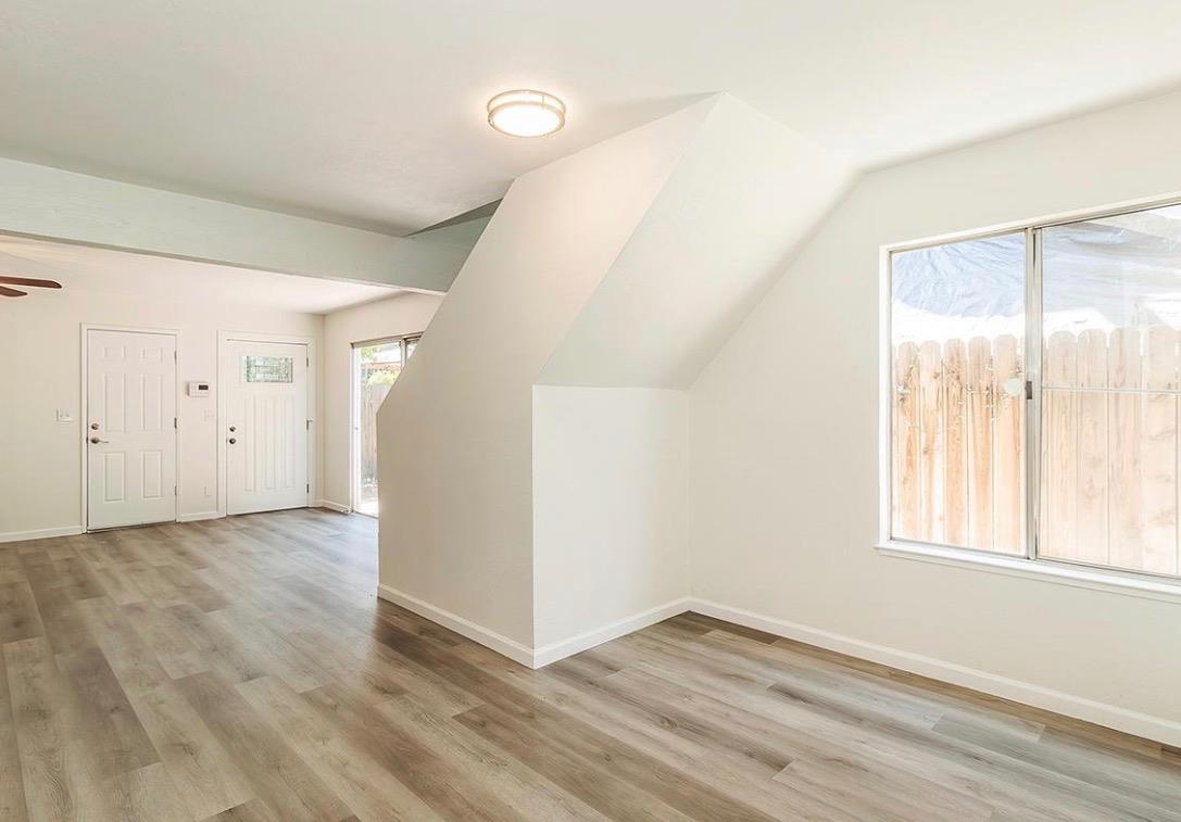 82 W Sierra Ave #102, Fresno, CA 93704