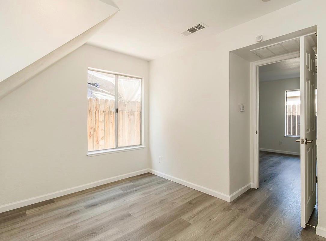 82 W Sierra Ave #102, Fresno, CA 93704