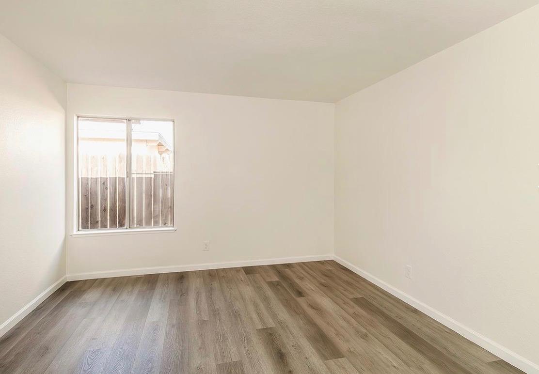 82 W Sierra Ave #102, Fresno, CA 93704