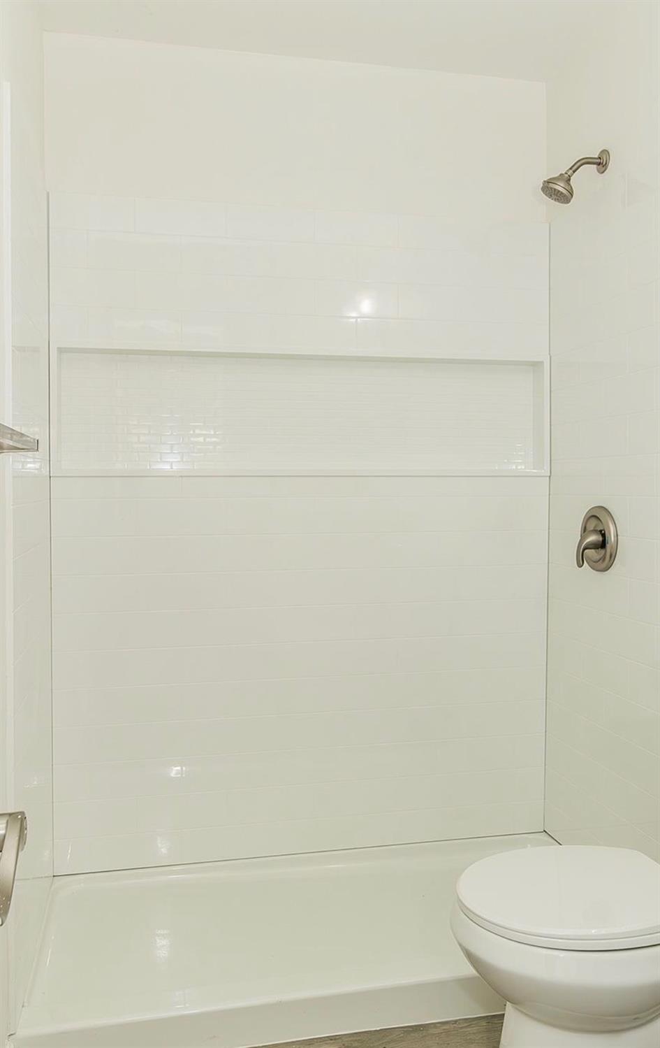 82 W Sierra Ave #102, Fresno, CA 93704