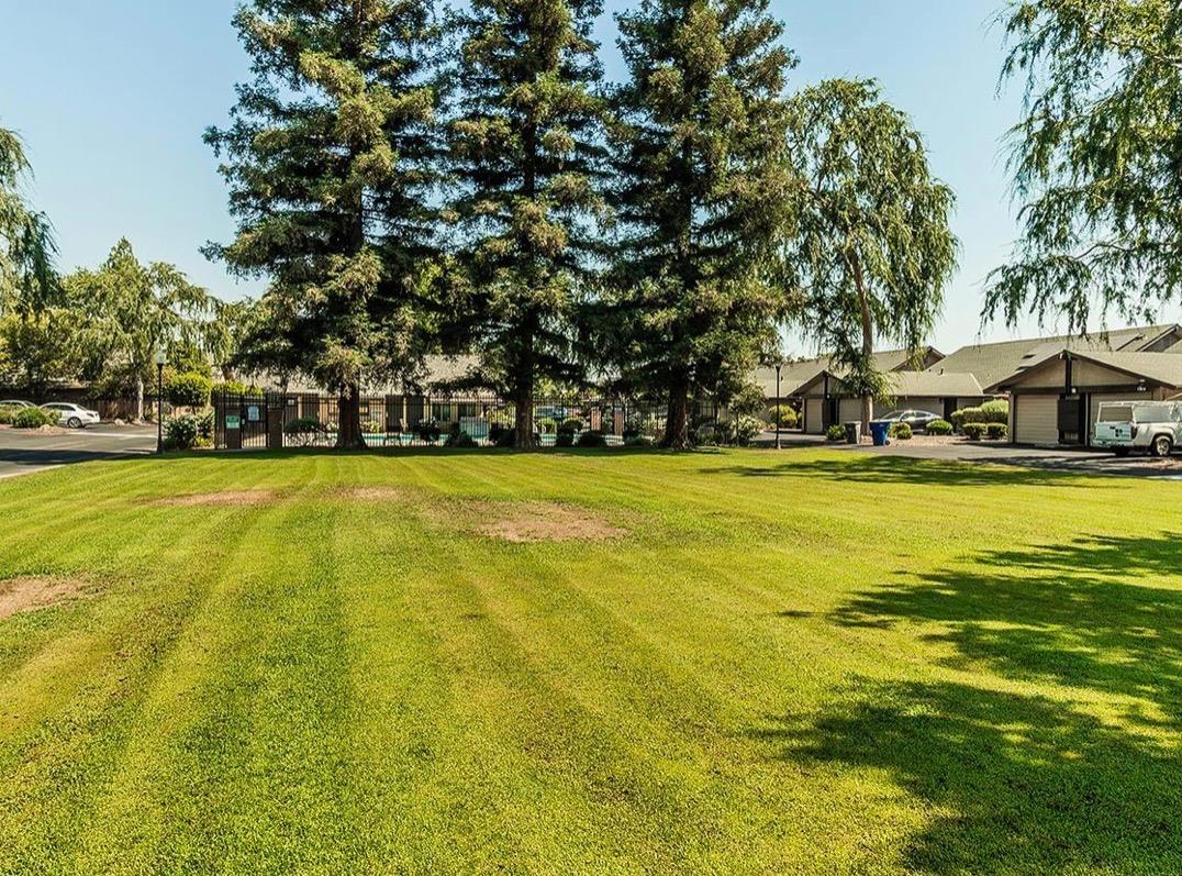 82 W Sierra Ave #102, Fresno, CA 93704
