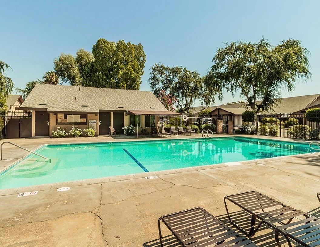 82 W Sierra Ave #102, Fresno, CA 93704