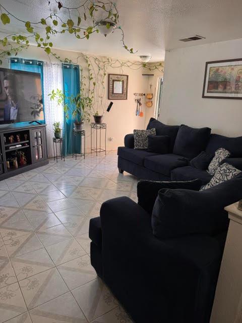 21754 California Ave, San Joaquin, CA 93660