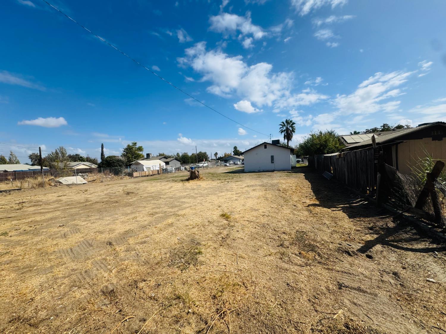 11774 3Rd Pl, Hanford, CA 93230
