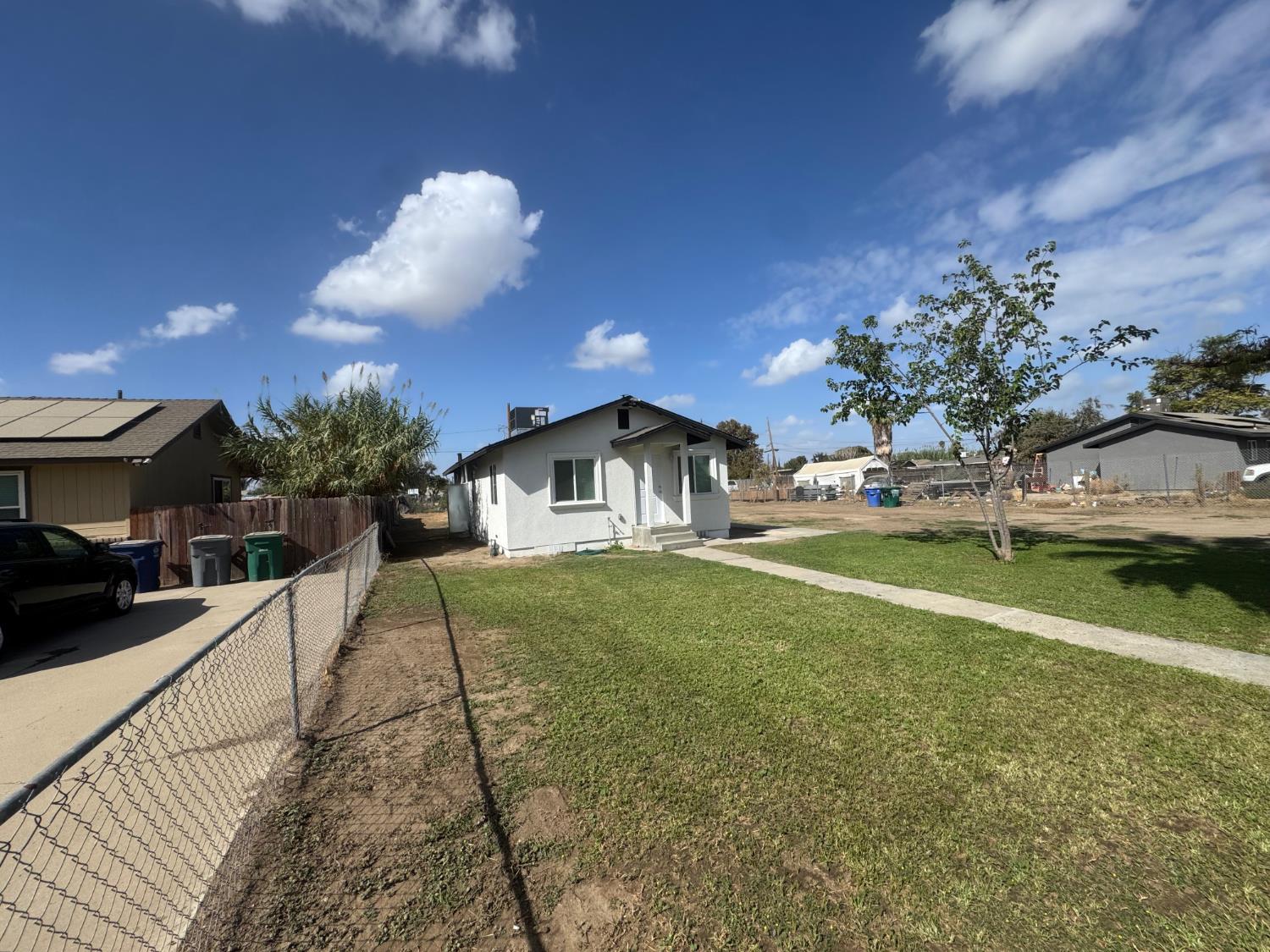 11774 3Rd Pl, Hanford, CA 93230