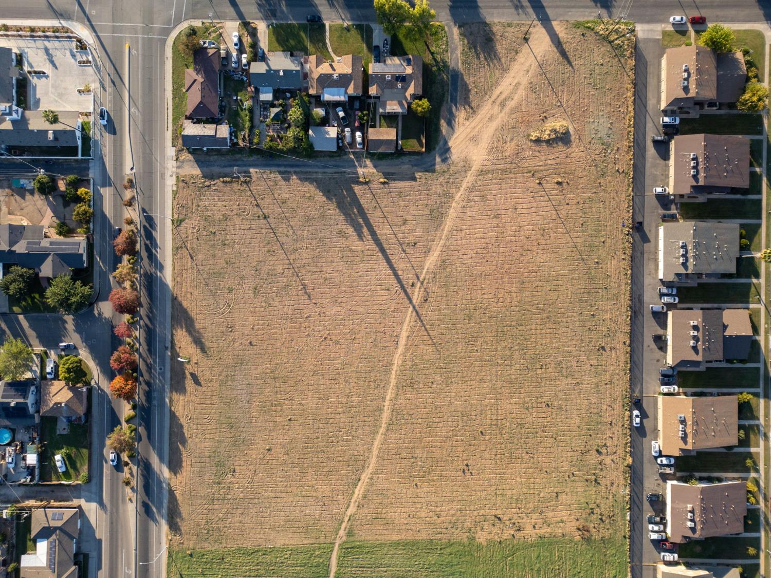 0 0 E Cleveland Ave, Madera, CA 93638