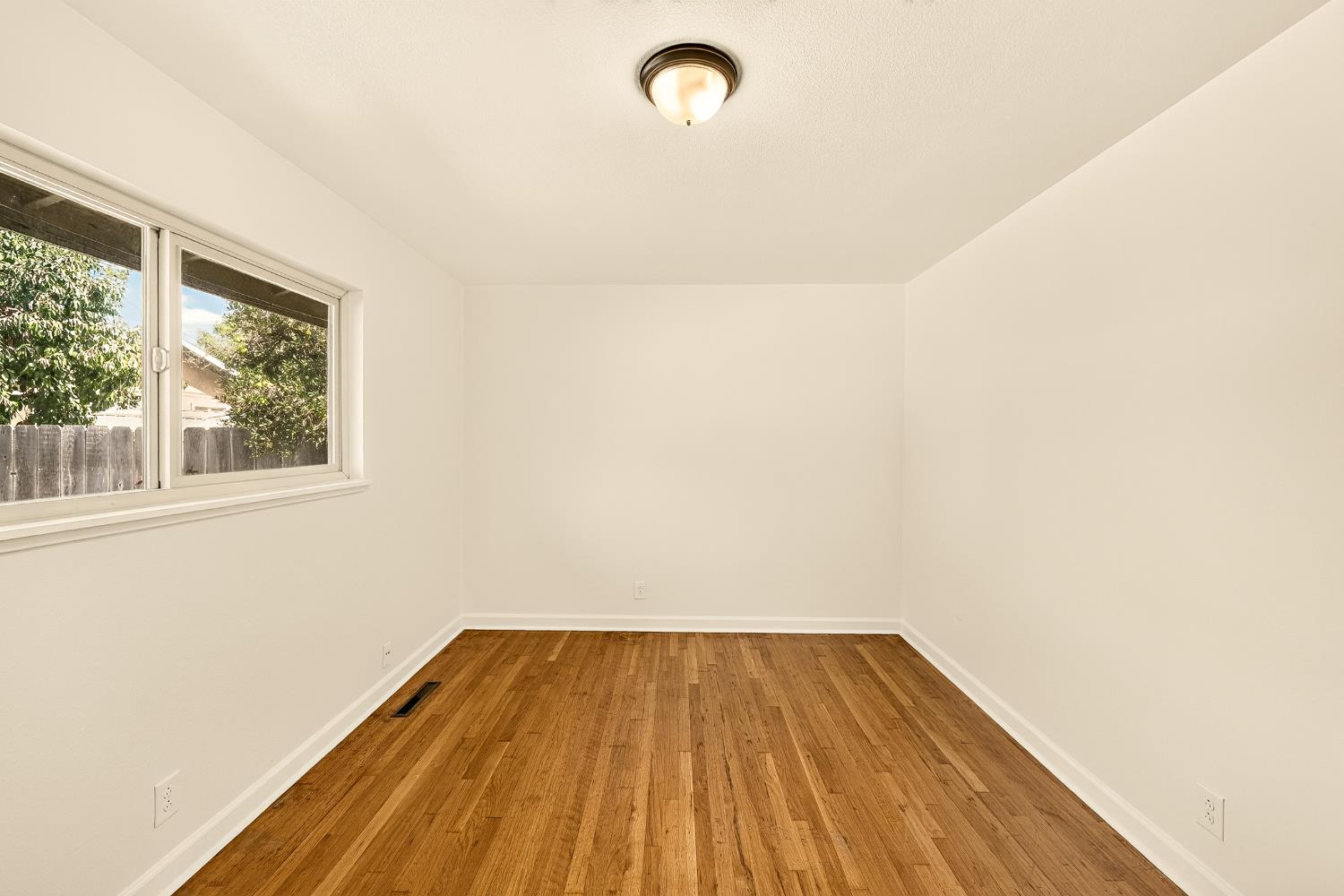 1523 Tamarack Ave, Atwater, CA 95301