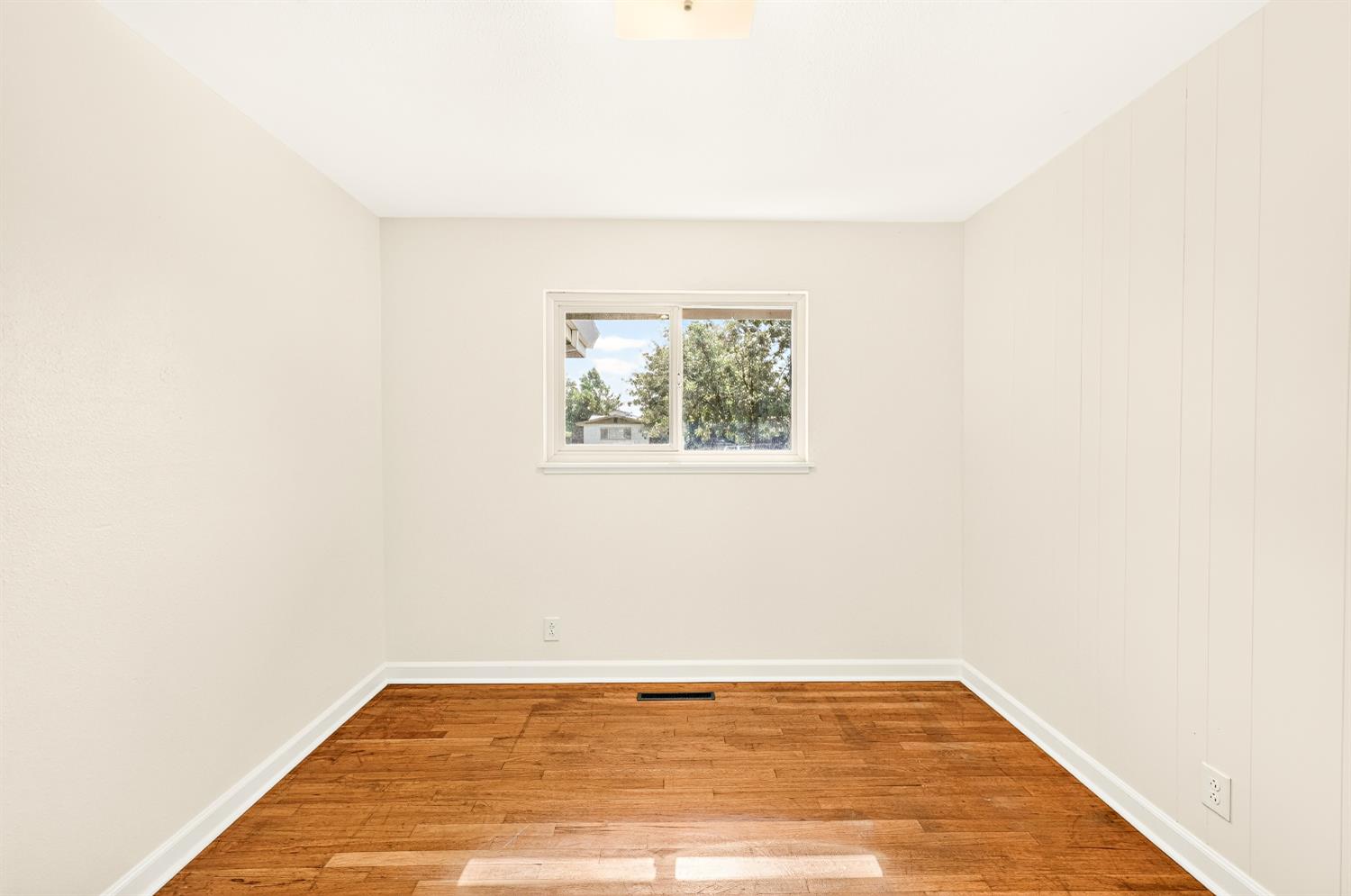 1523 Tamarack Ave, Atwater, CA 95301