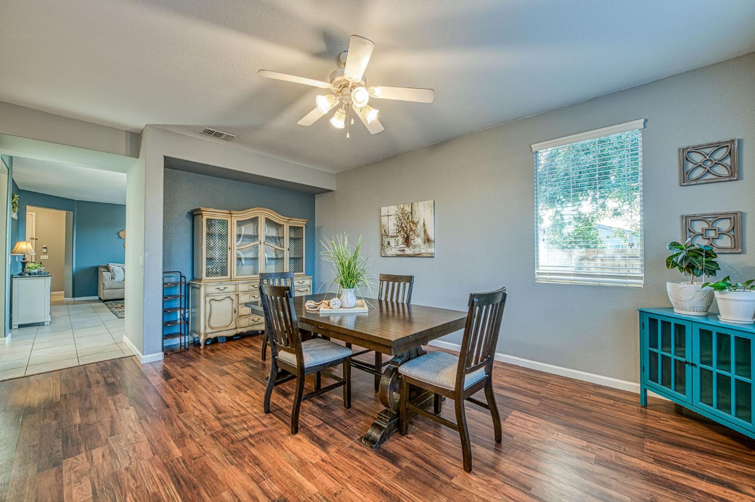 588 Peach Dr, Chowchilla, CA 93610