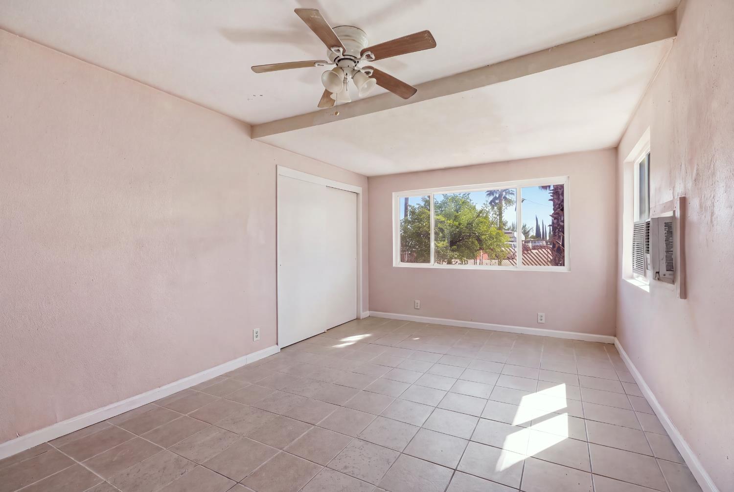2075 Cabot Ave, Merced, CA 95348