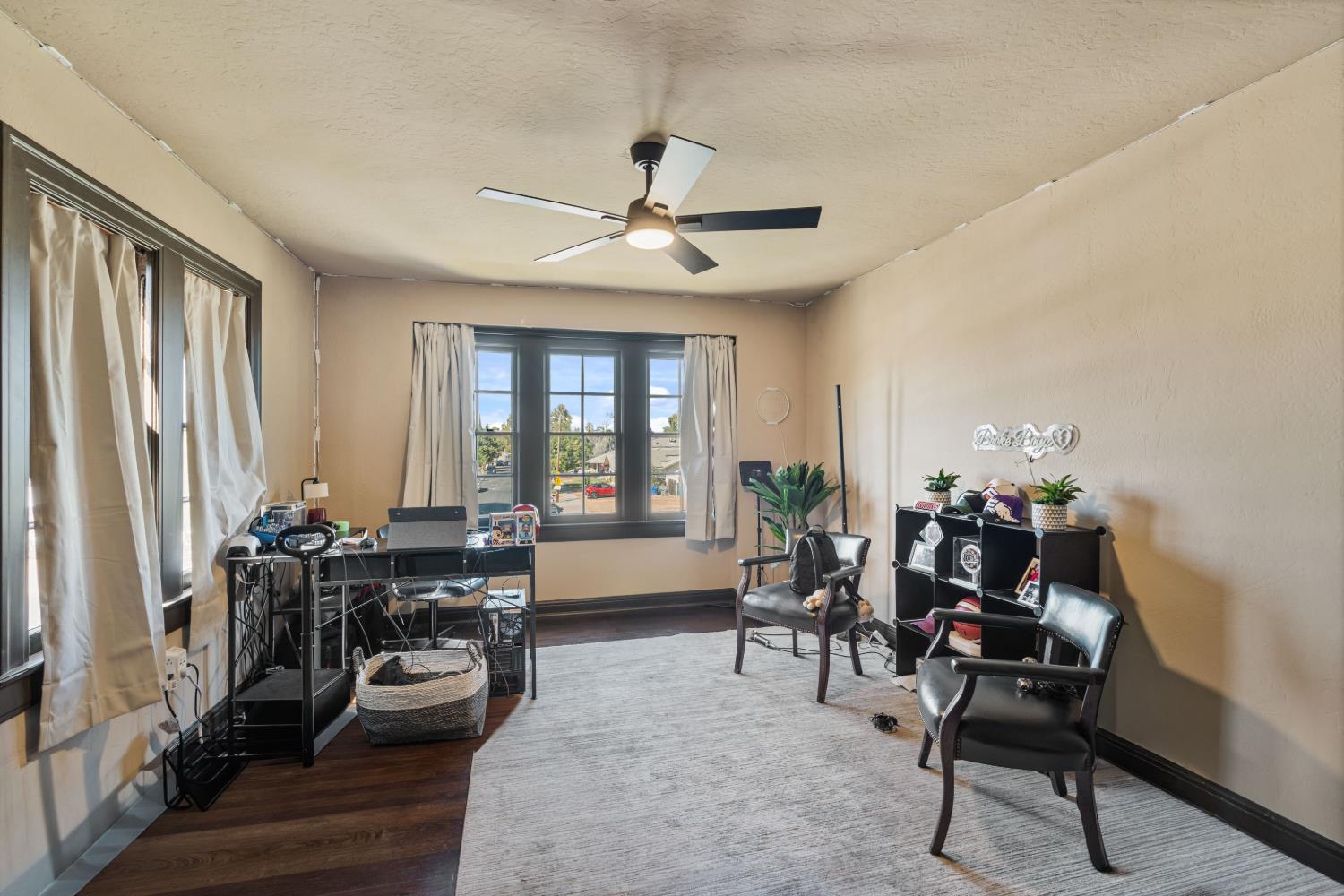 1502 1520 E Olive, Fresno, CA 93728