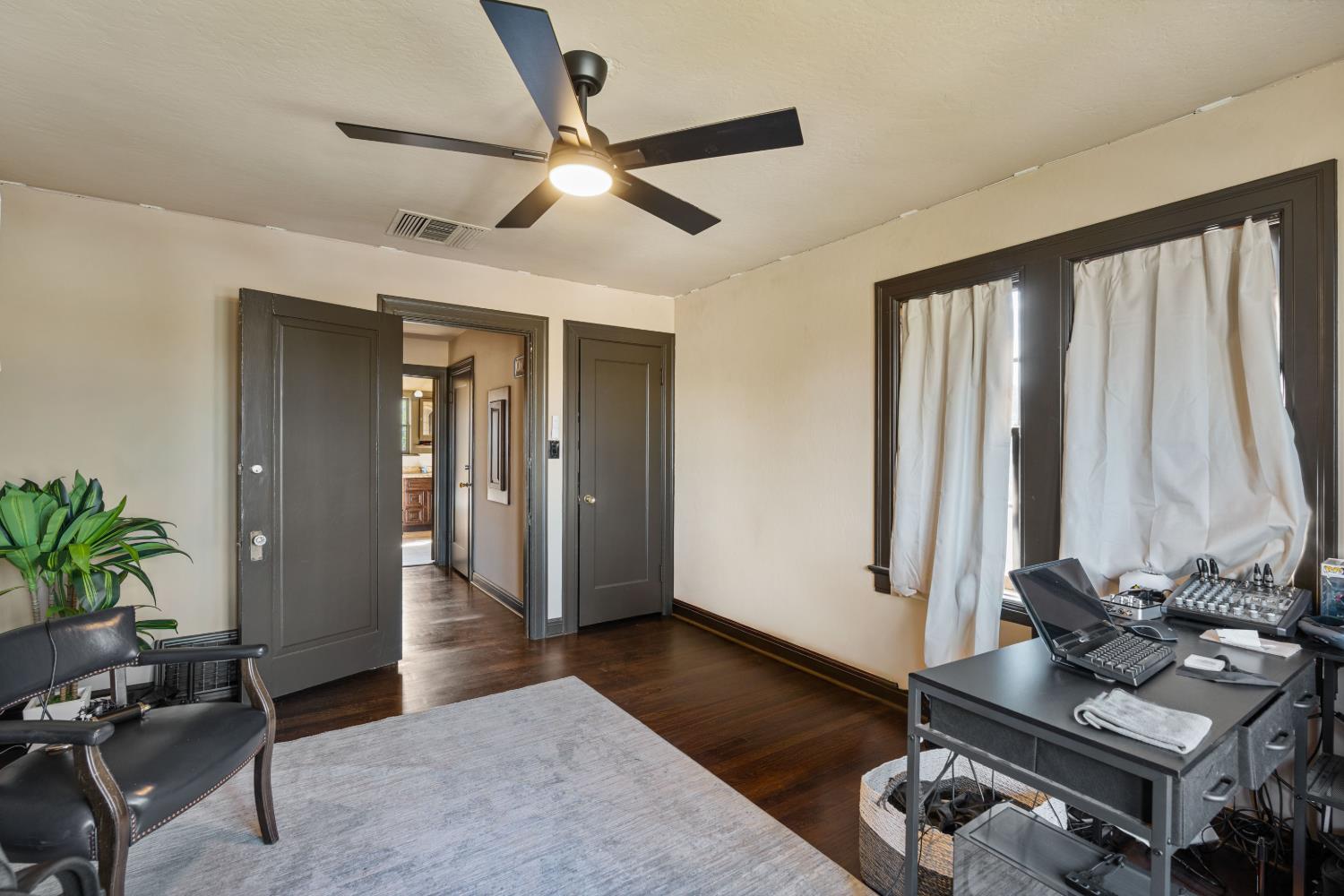 1502 1520 E Olive, Fresno, CA 93728