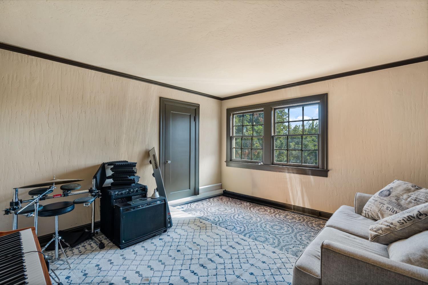 1502 1520 E Olive, Fresno, CA 93728